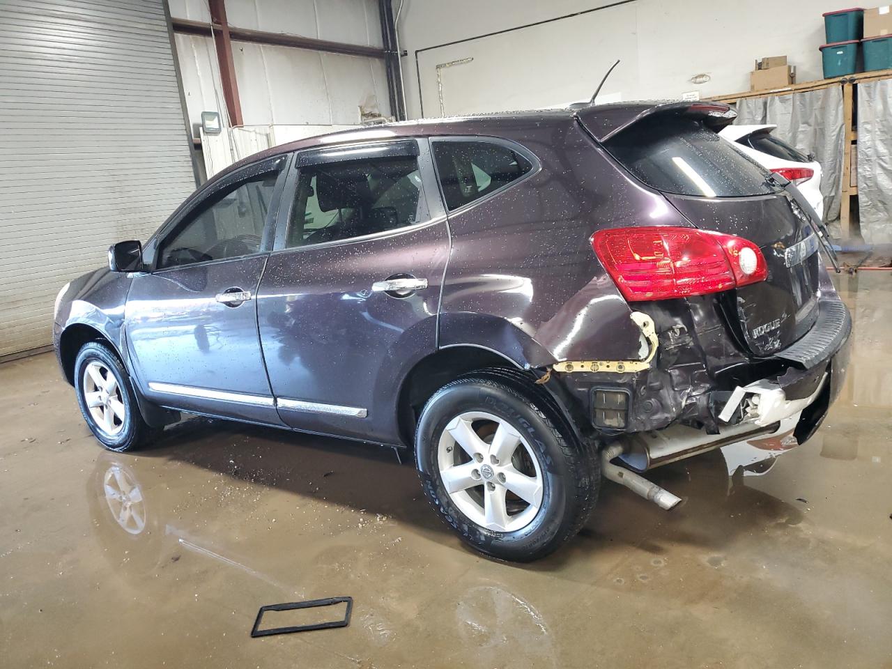 2013 Nissan Rogue - Image 2
