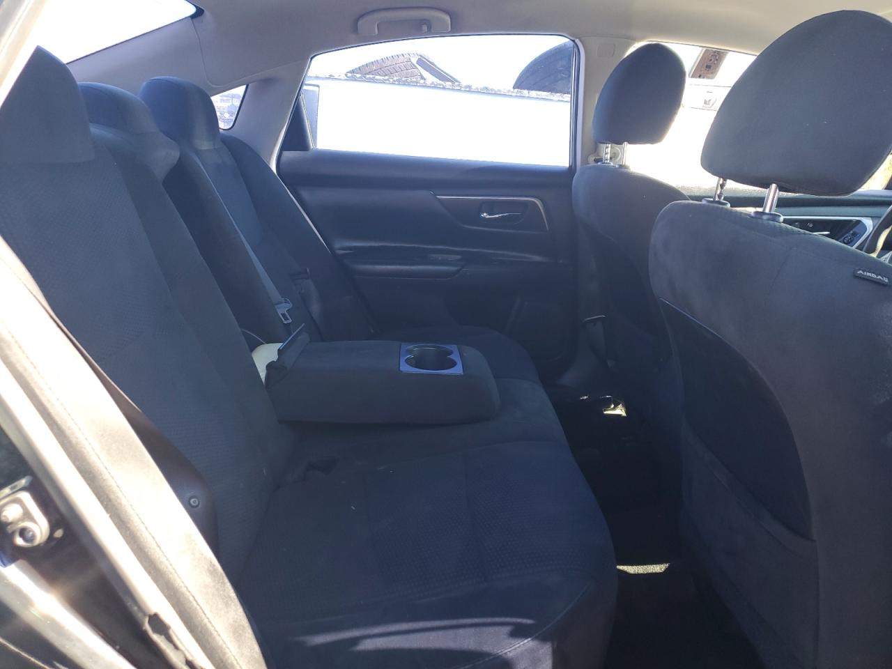 2015 Nissan Altima - Image 10