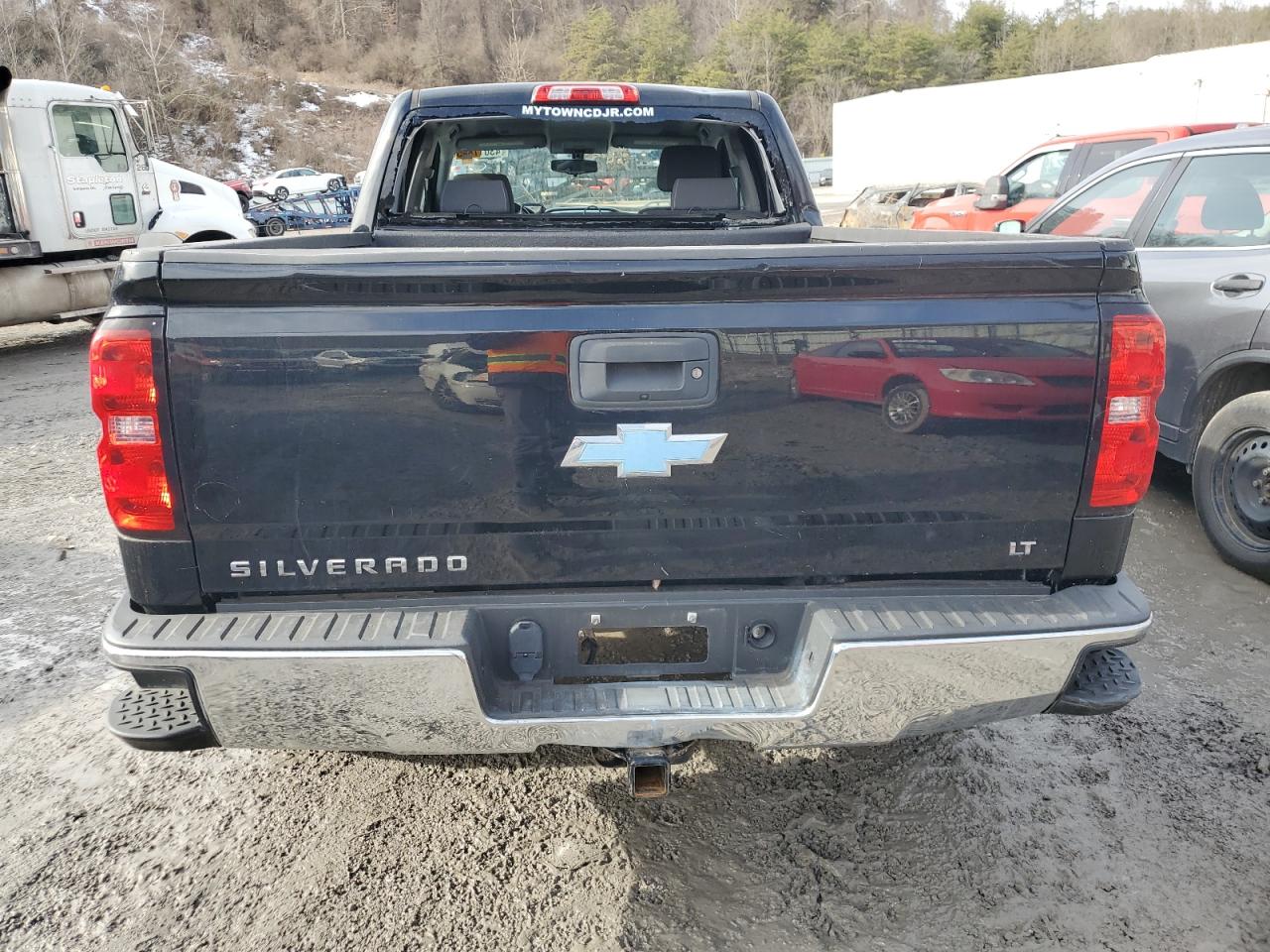 2018 Chevrolet Silverado - Image 6