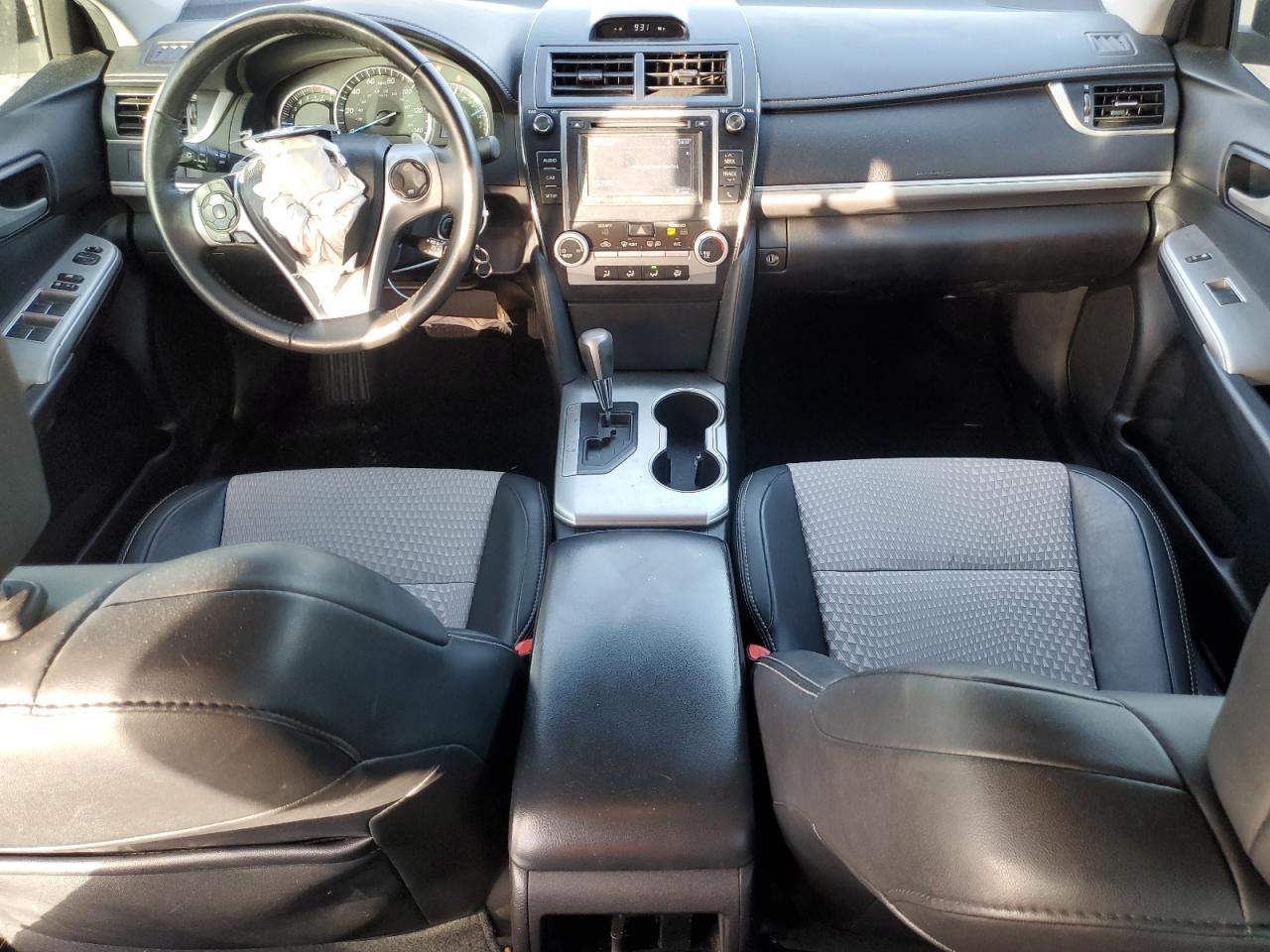 2014 Toyota Camry - Image 8