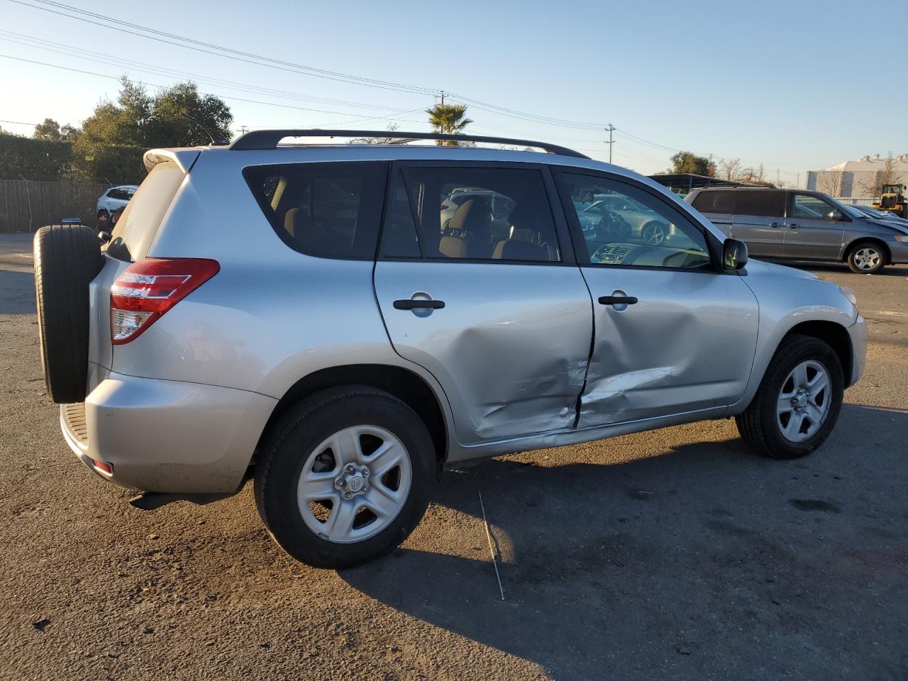 2011 Toyota RAV 4 - Image 3