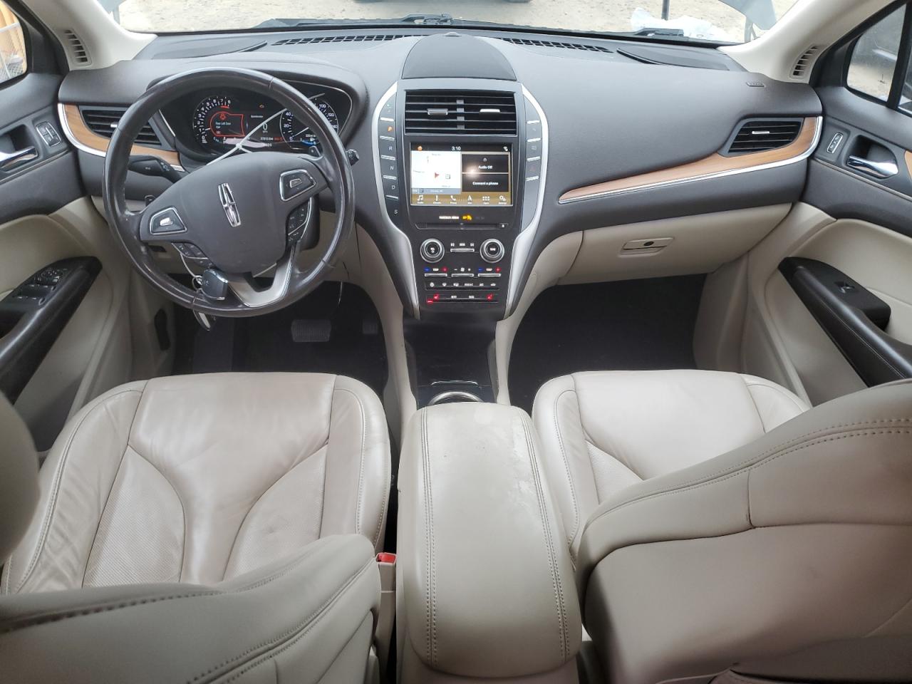 2019 Lincoln MKC - Image 8
