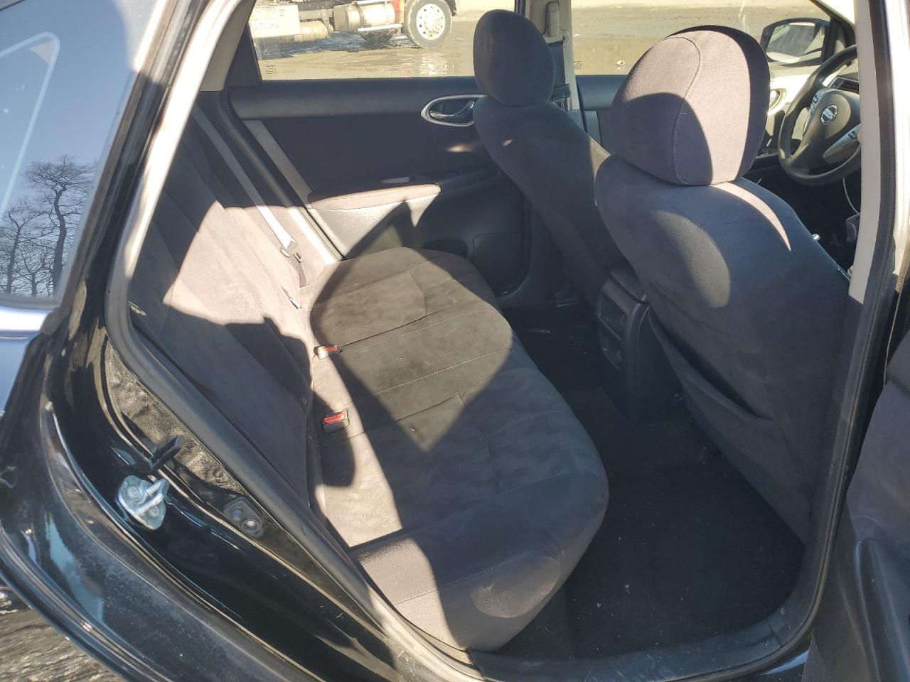 2013 Nissan Sentra - Image 10