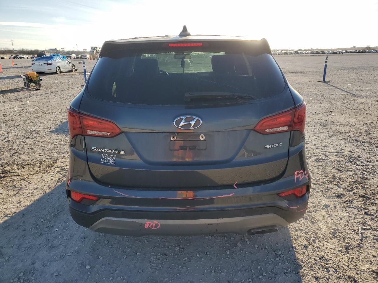 2017 Hyundai Santa Fe - Image 6