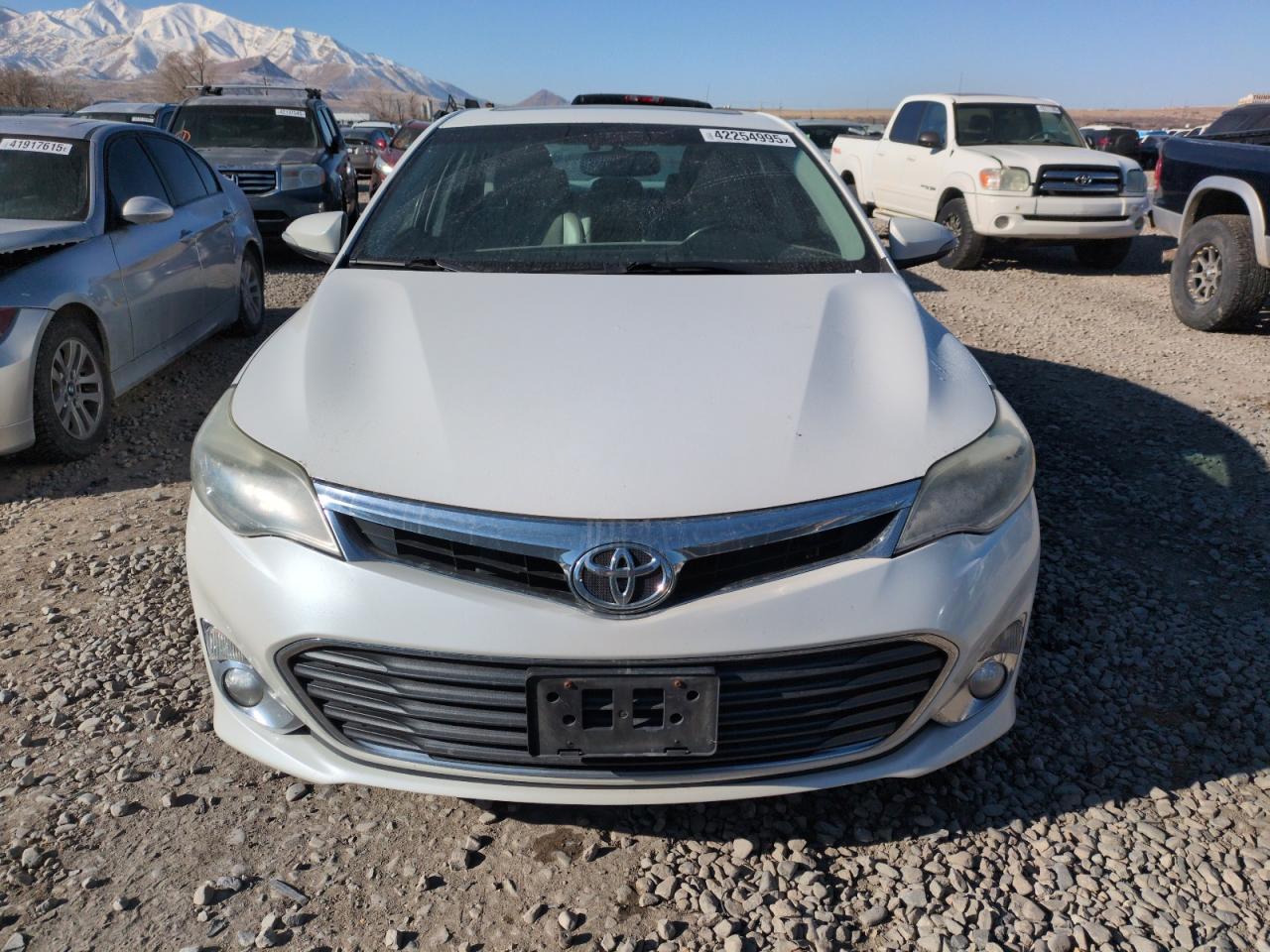 2015 Toyota Avalon - Image 5