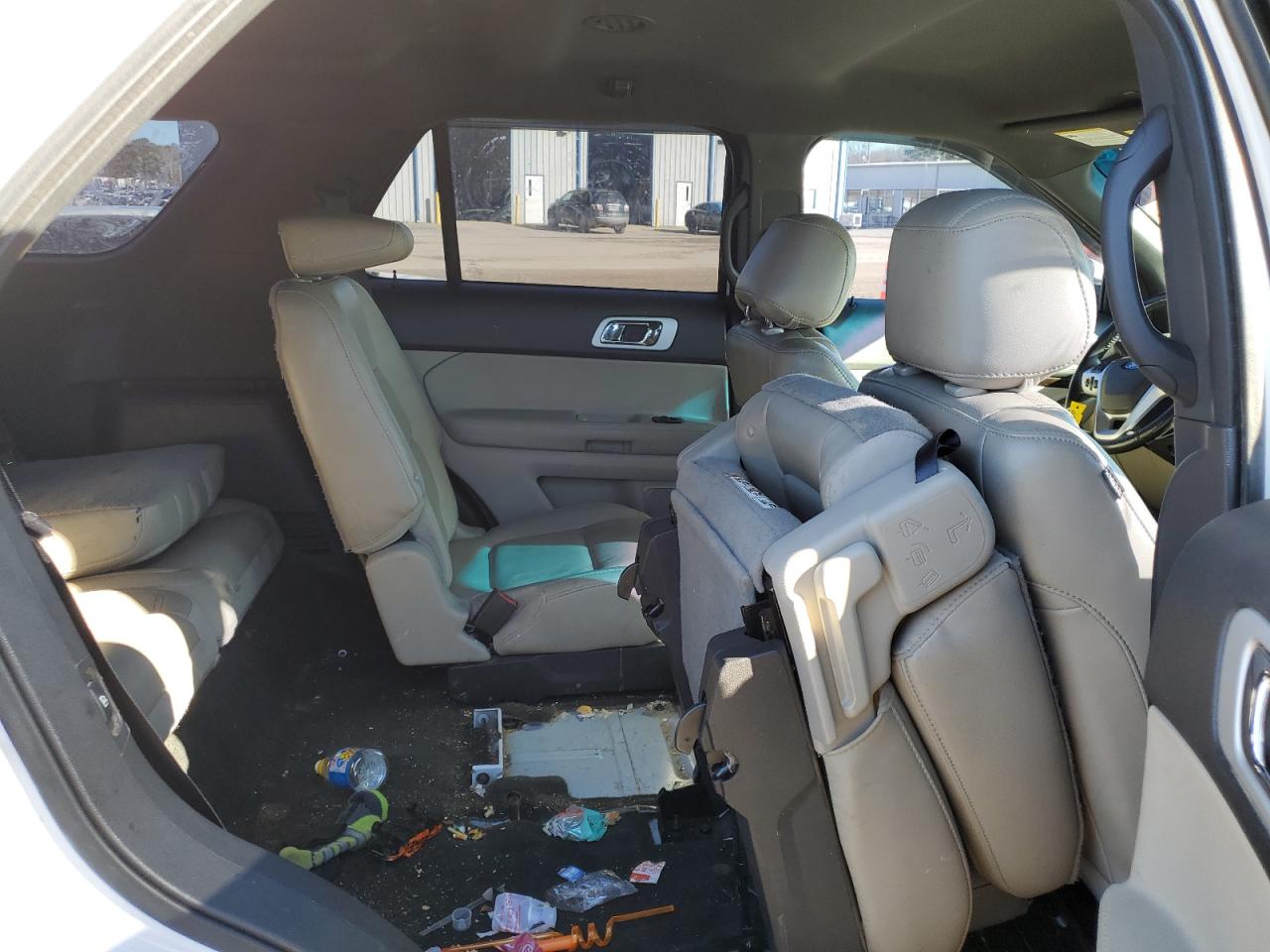 2013 Ford Explorer - Image 11