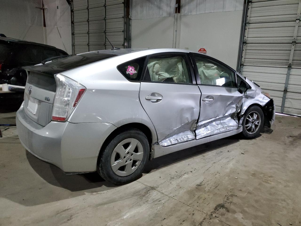 2011 Toyota Prius - Image 3