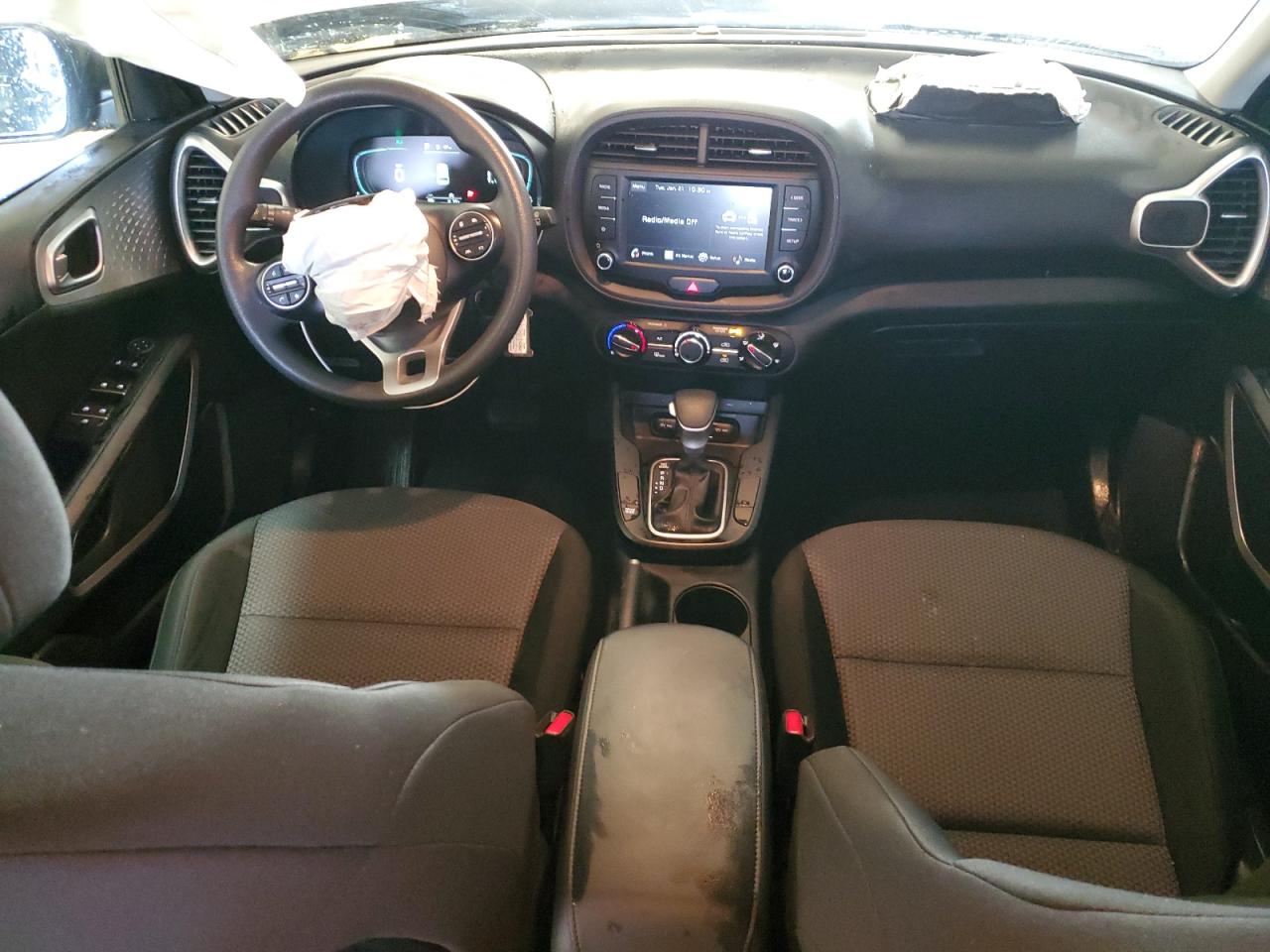 2023 Kia Soul - Image 8