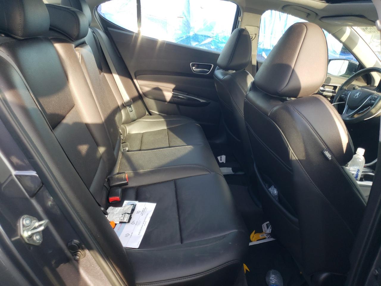 2018 Acura TLX - Image 10