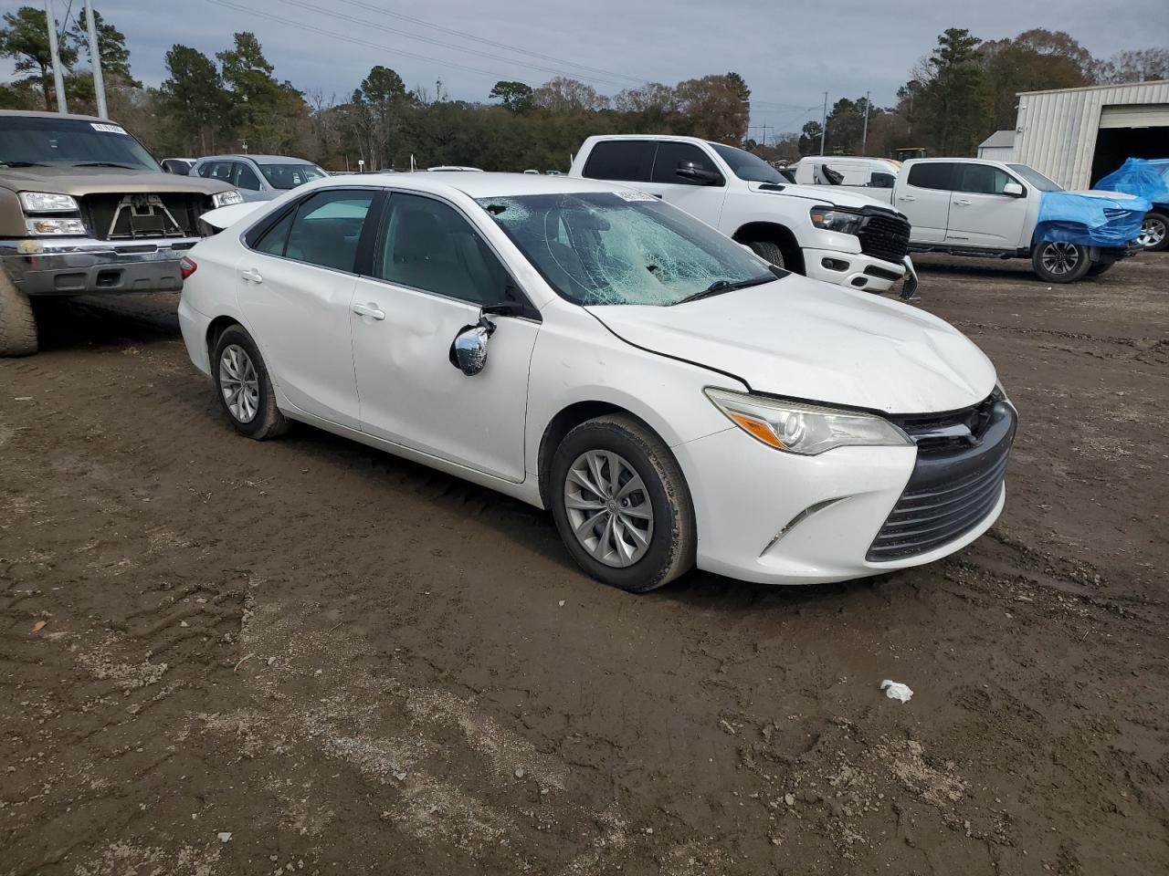 2015 Toyota Camry - Image 4