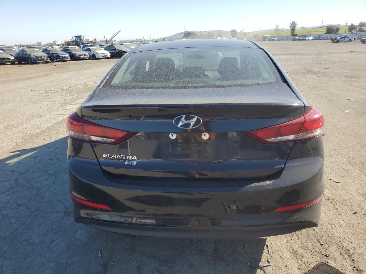 2018 Hyundai Elantra - Image 6