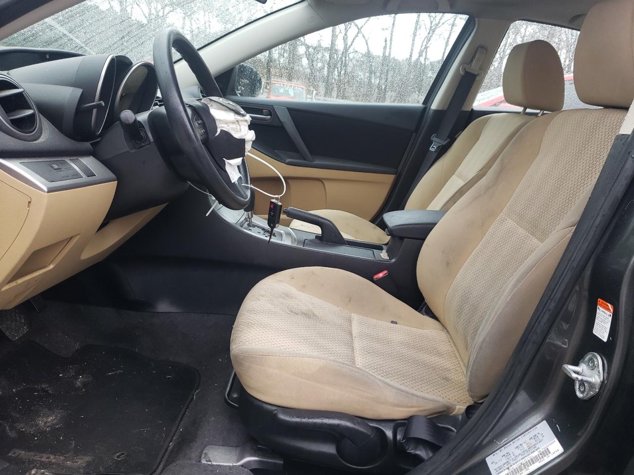 2010 Mazda 3 - Image 7