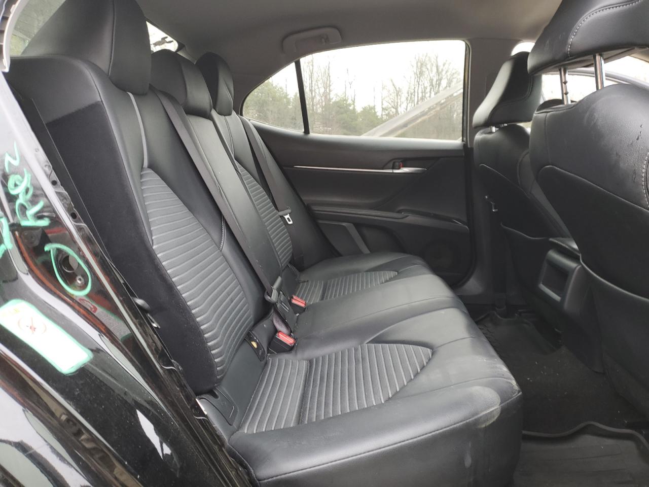 2018 Toyota Camry - Image 10