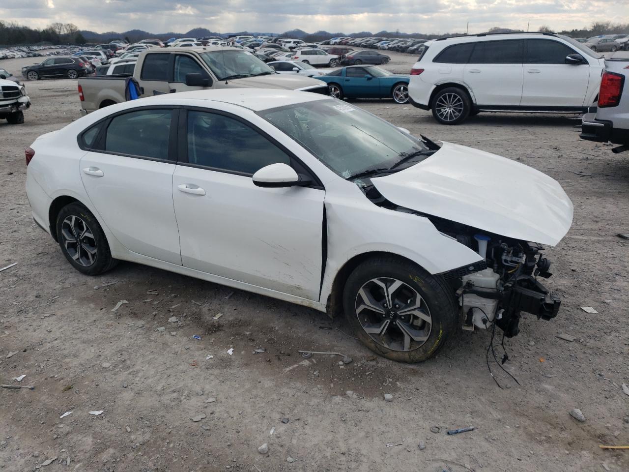 2021 Kia Forte - Image 4