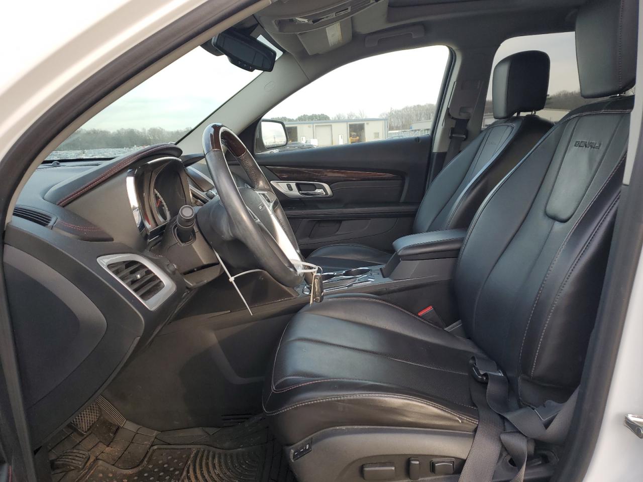 2015 GMC Terrain - Image 7