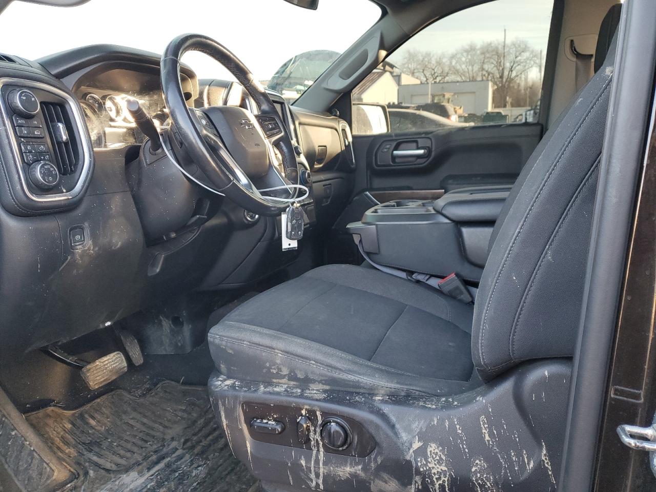 2019 Chevrolet Silverado - Image 7