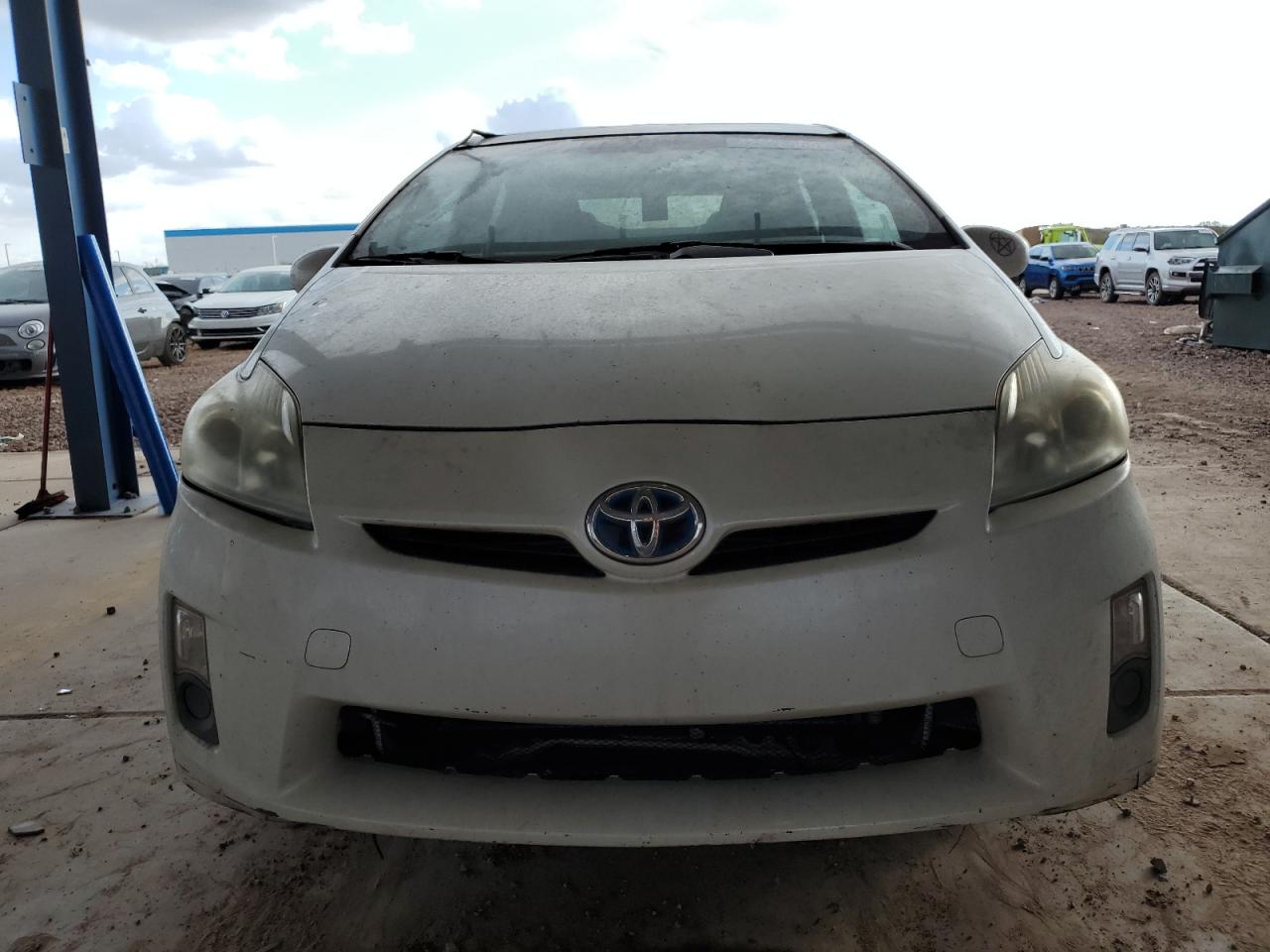 2011 Toyota Prius - Image 5