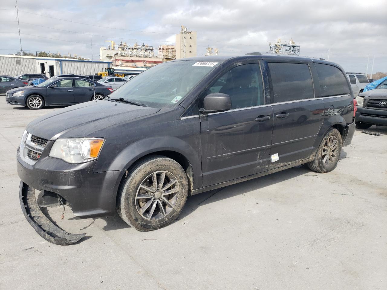 2017 Dodge Caravan - Image 1