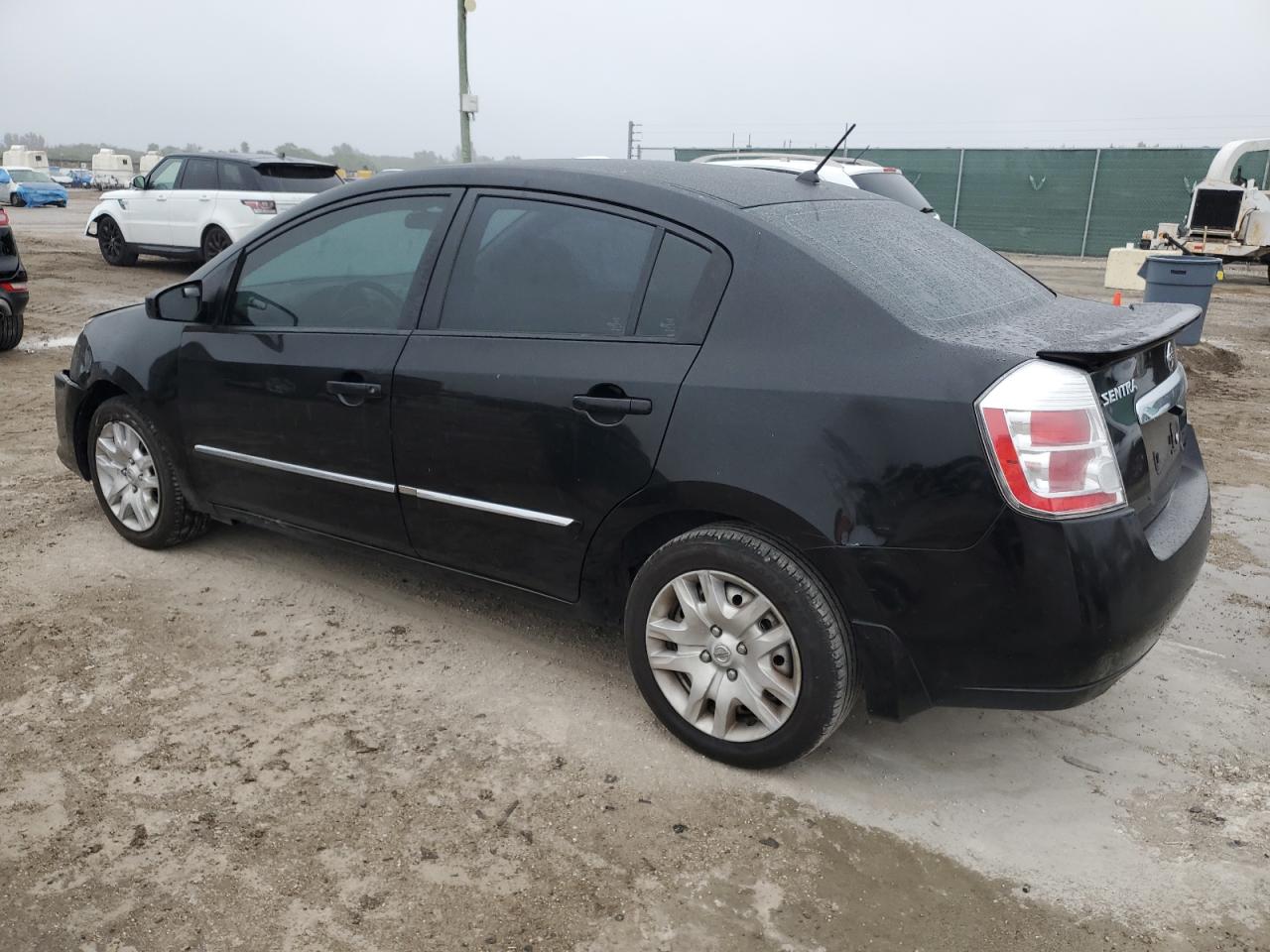 2012 Nissan Sentra - Image 2