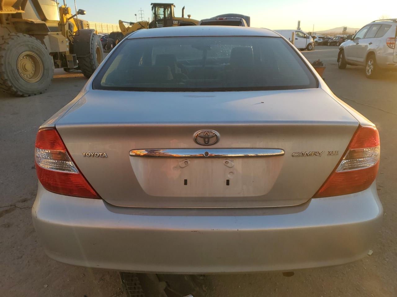 2004 Toyota Camry - Image 6