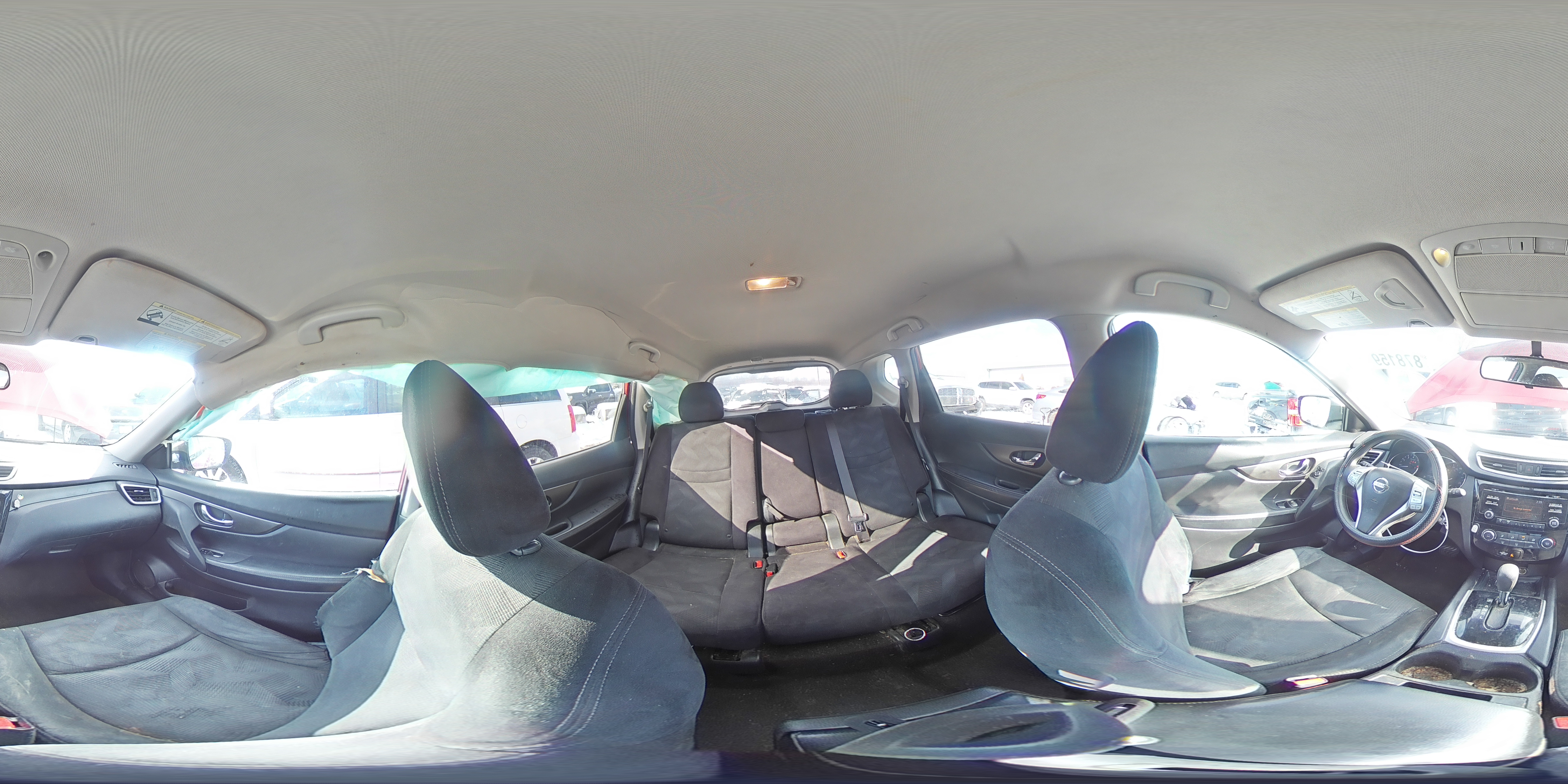 2015 Nissan Rogue - Image 15