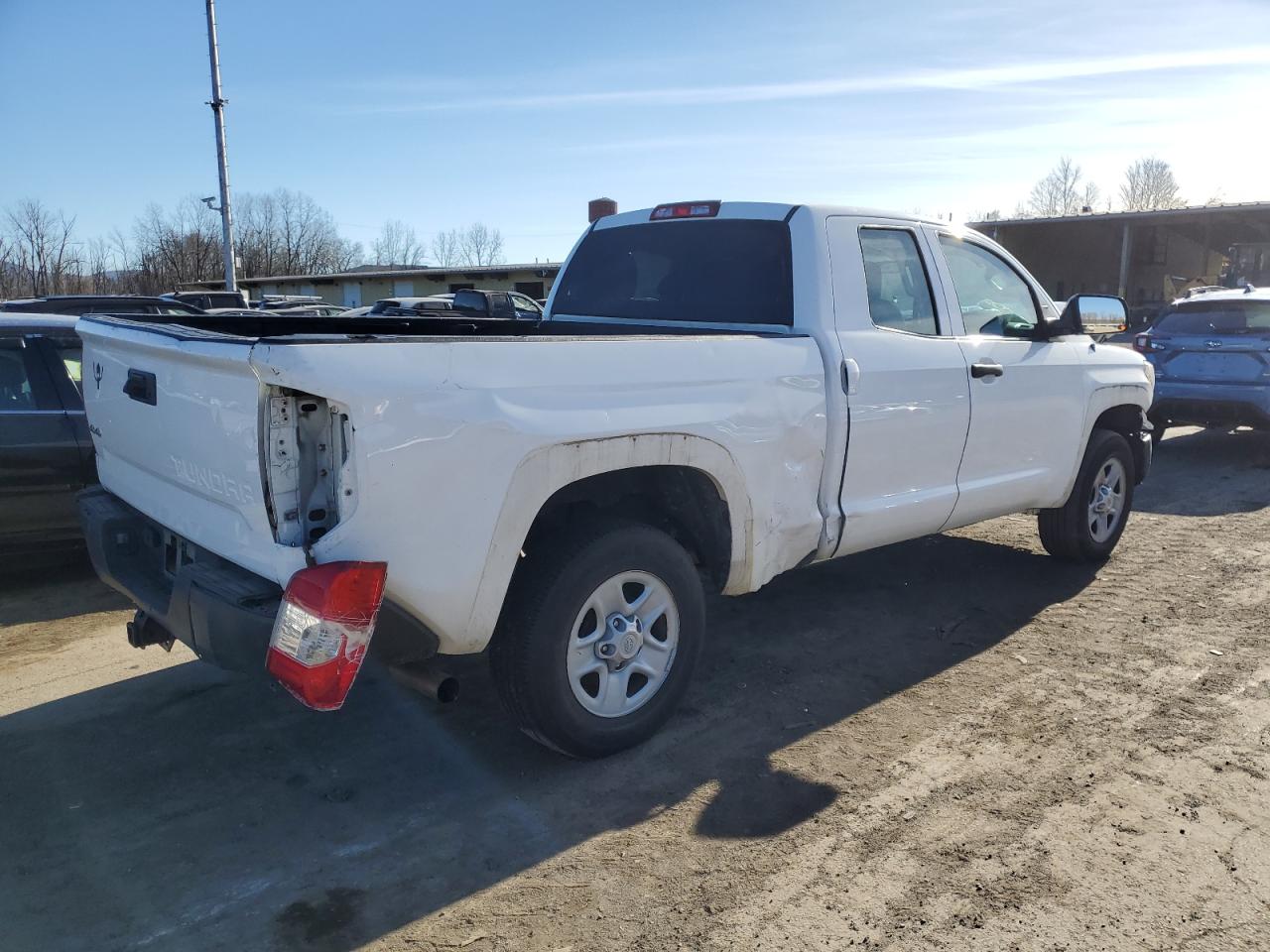 2018 Toyota Tundra - Image 3