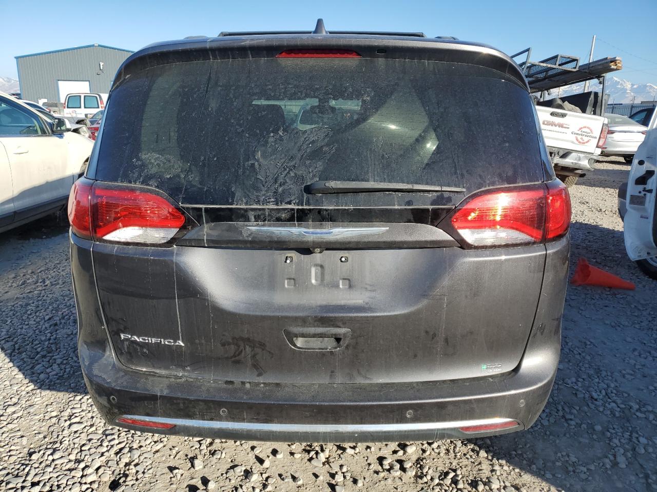 2017 Chrysler Pacifica - Image 6