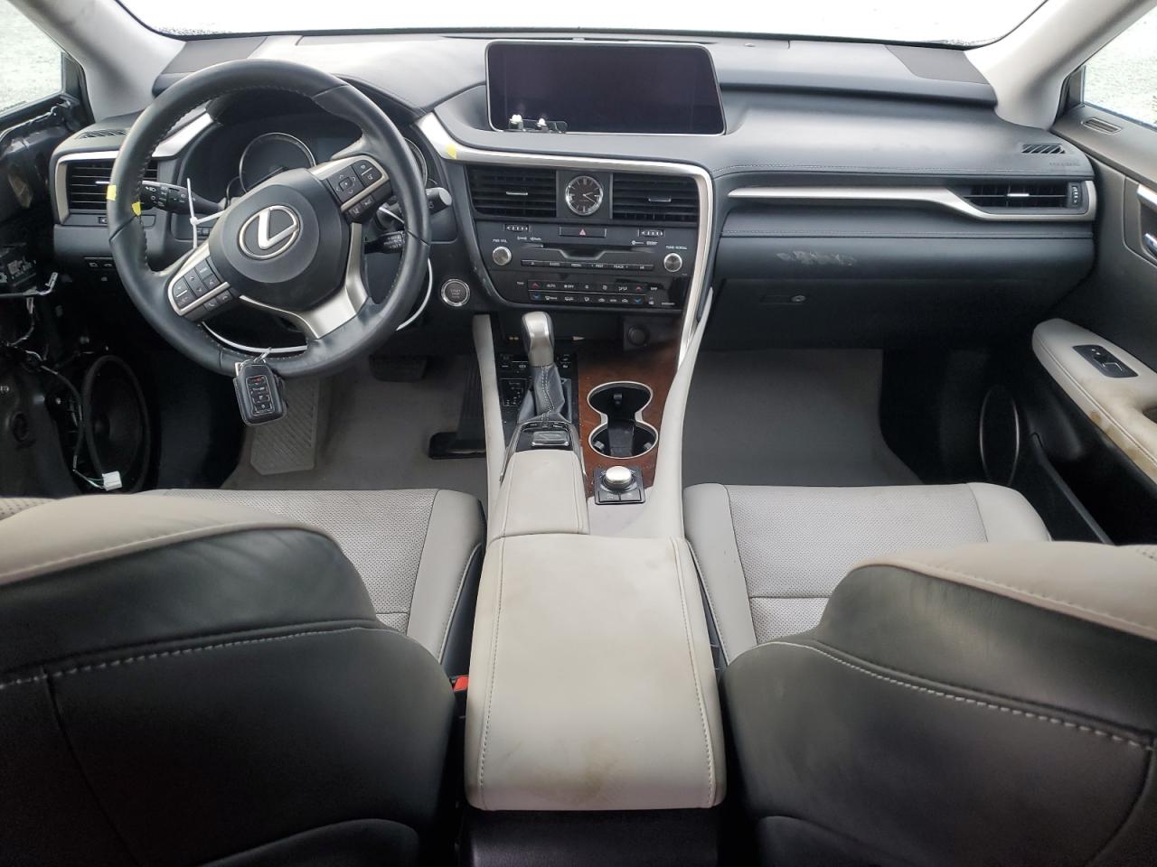 2017 Lexus RX - Image 8