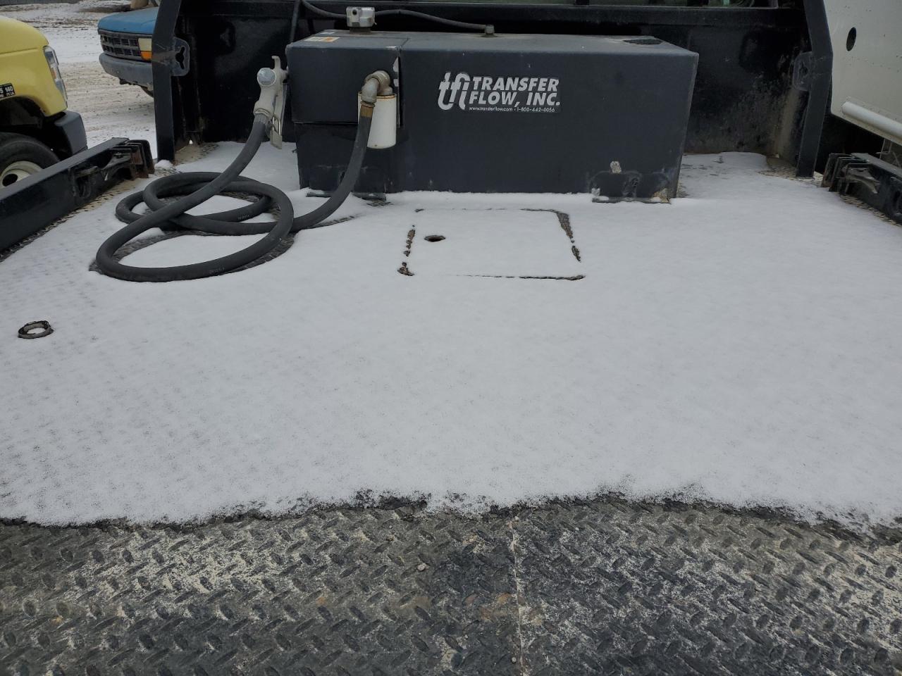 2005 Ford F250 - Image 10