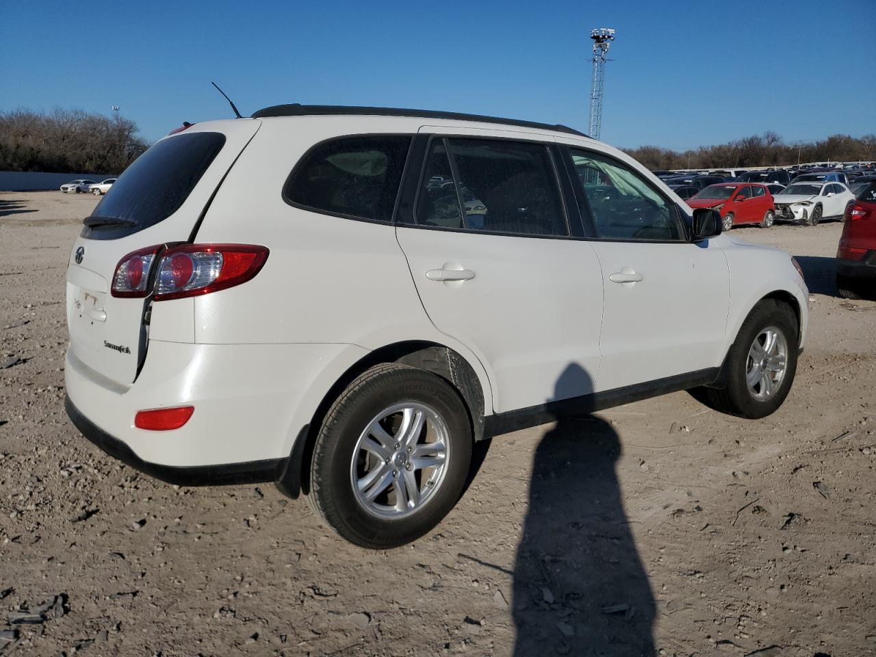 2011 Hyundai Santa Fe - Image 3