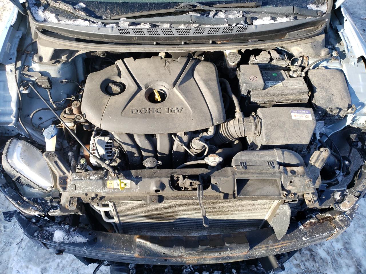 2013 Hyundai Elantra - Image 11