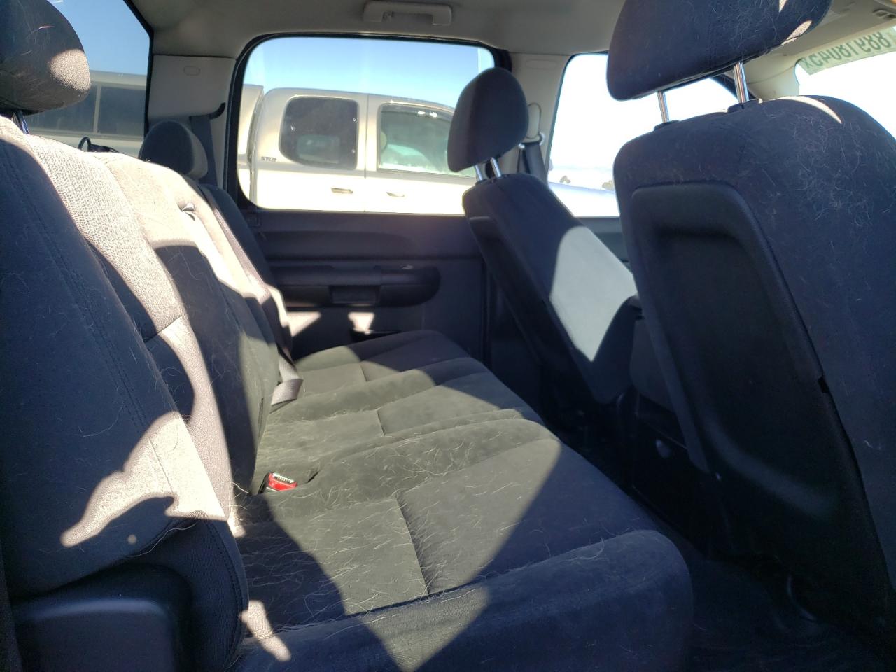 2009 Chevrolet Silverado - Image 10
