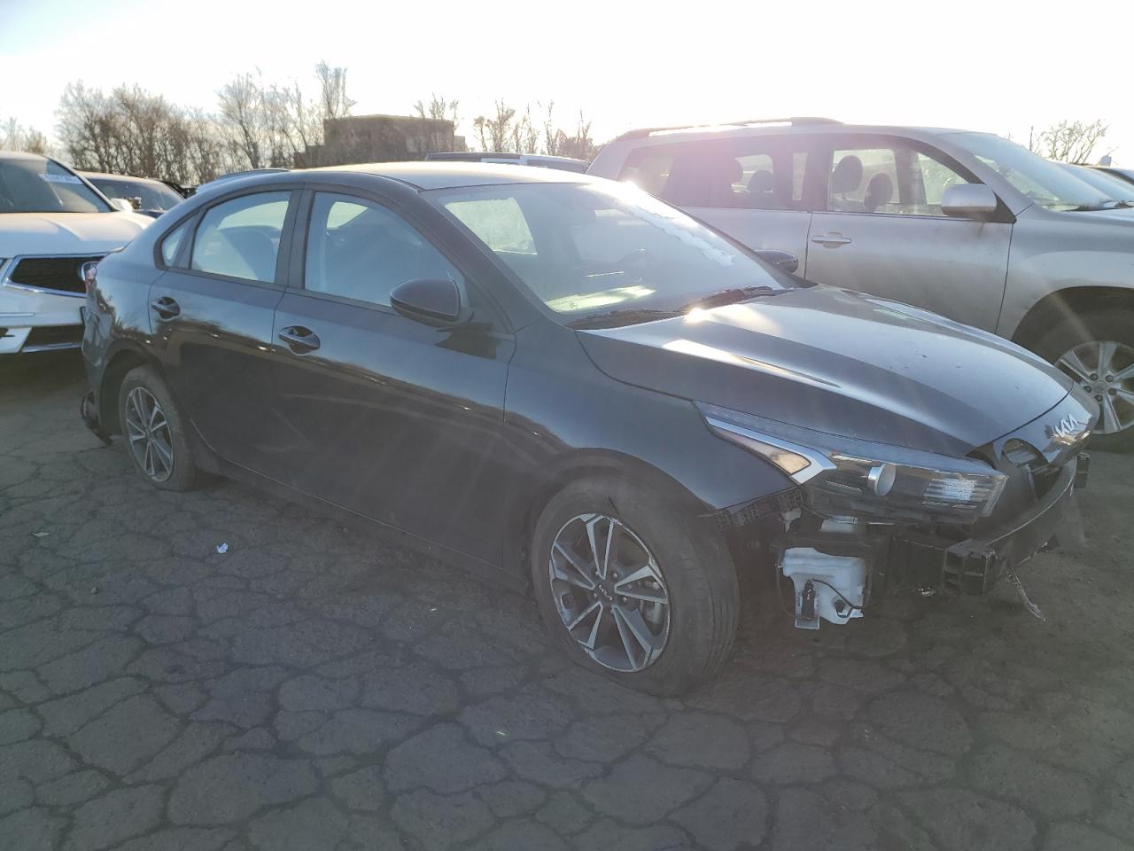 2022 Kia Forte - Image 4