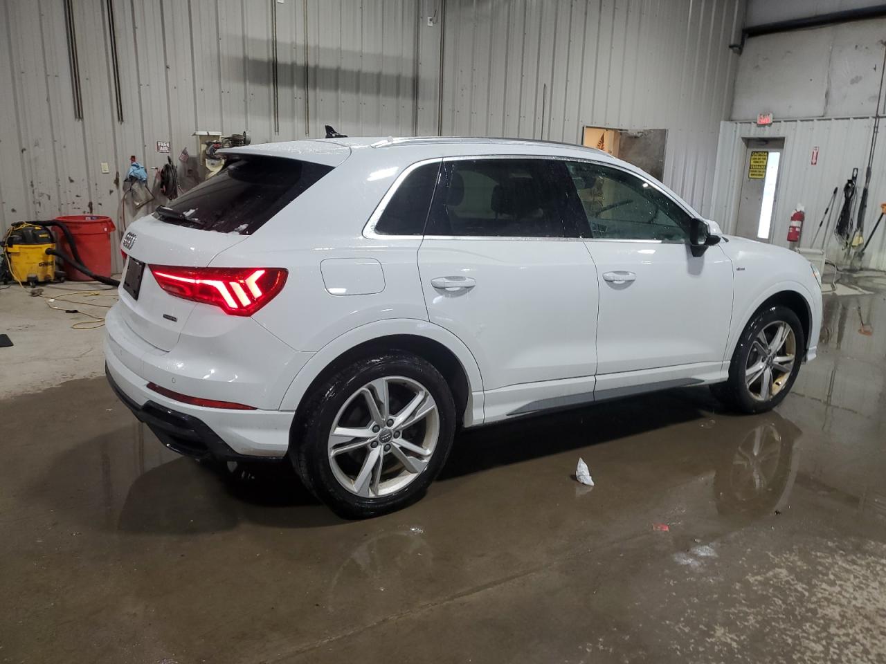 2020 Audi Q3 - Image 3