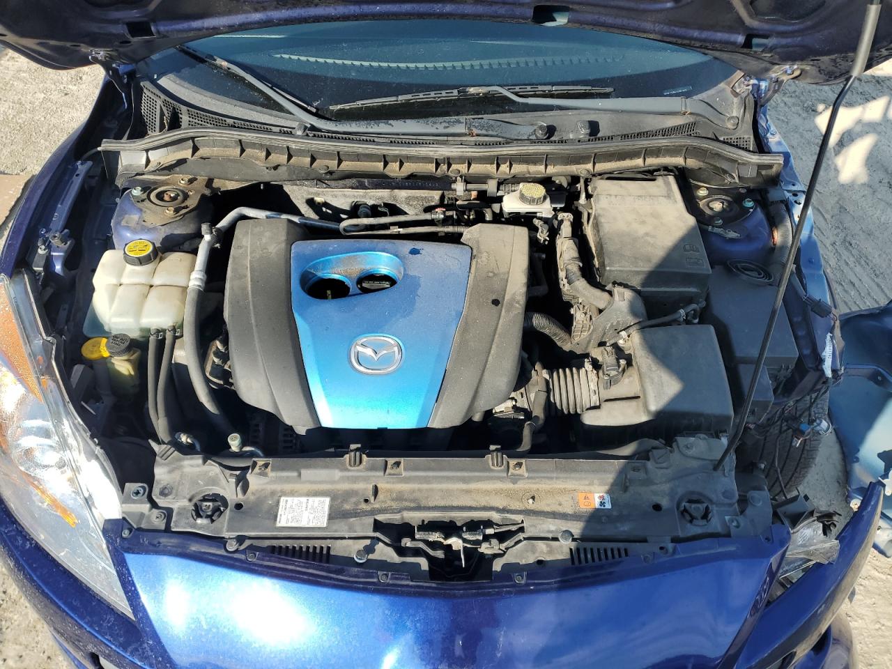 2012 Mazda 3 - Image 11