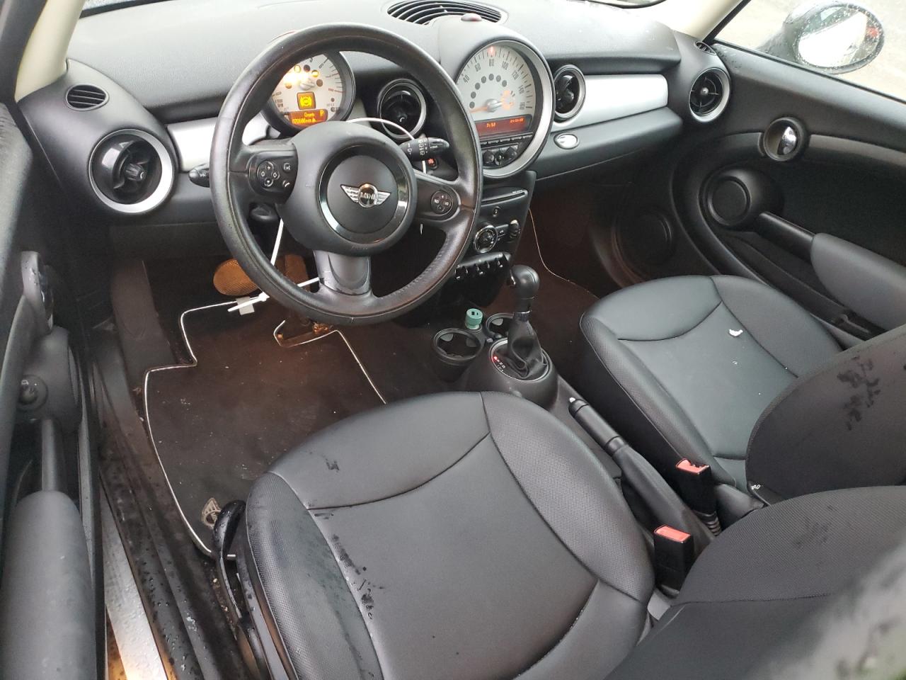 2012 MINI Cooper - Image 8