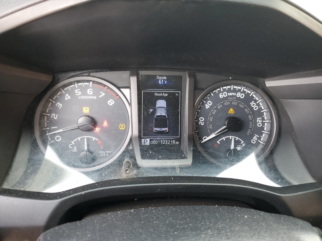 2017 Toyota Tacoma - Image 9