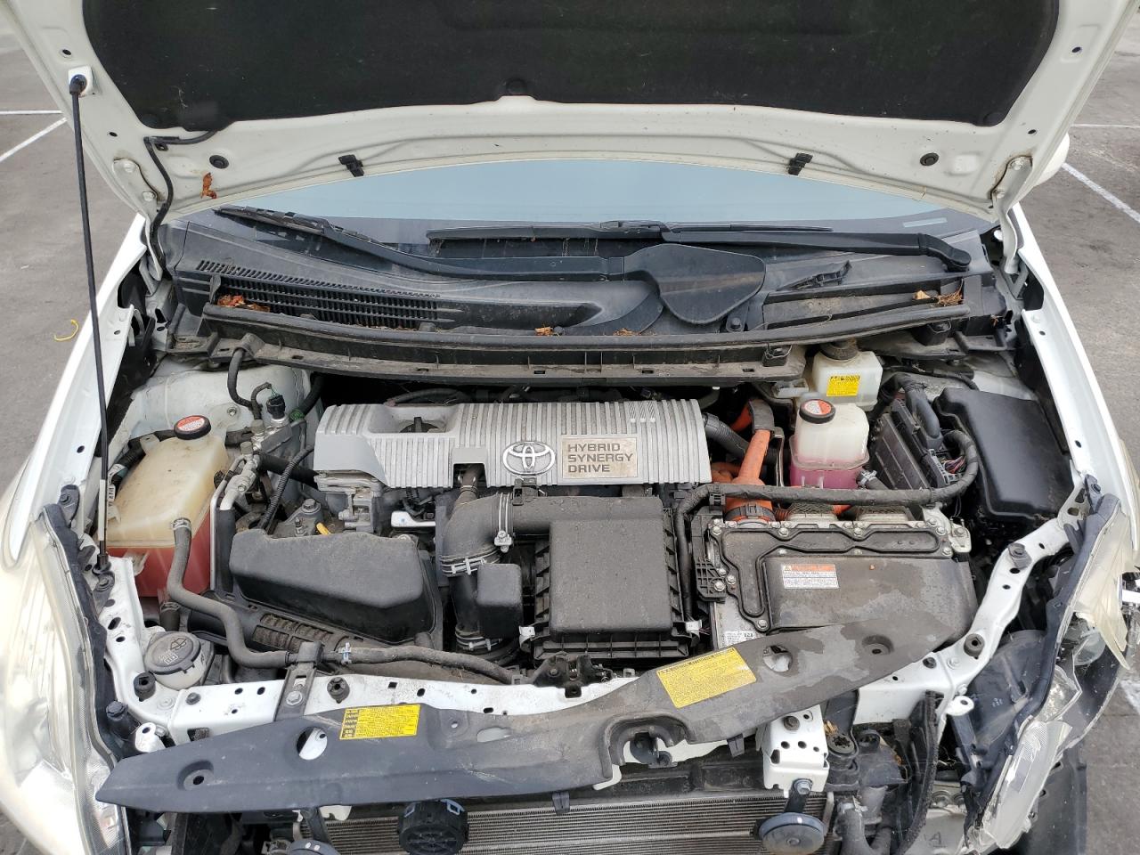 2014 Toyota Prius - Image 11