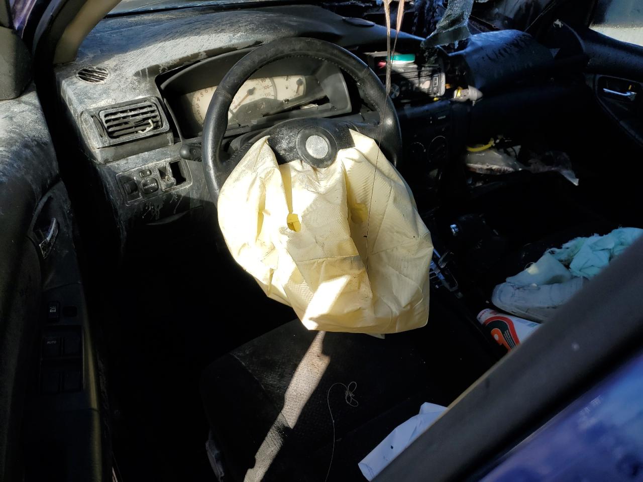 2004 Toyota Corolla - Image 8