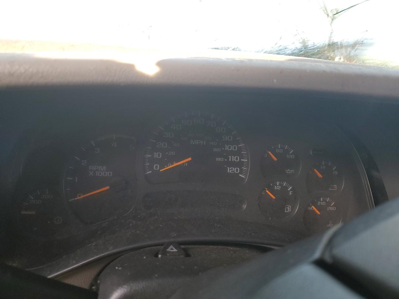 2003 Chevrolet Silverado K2500 Heavy Duty VIN: 1GCHK29143E359489 Lot: 82926934