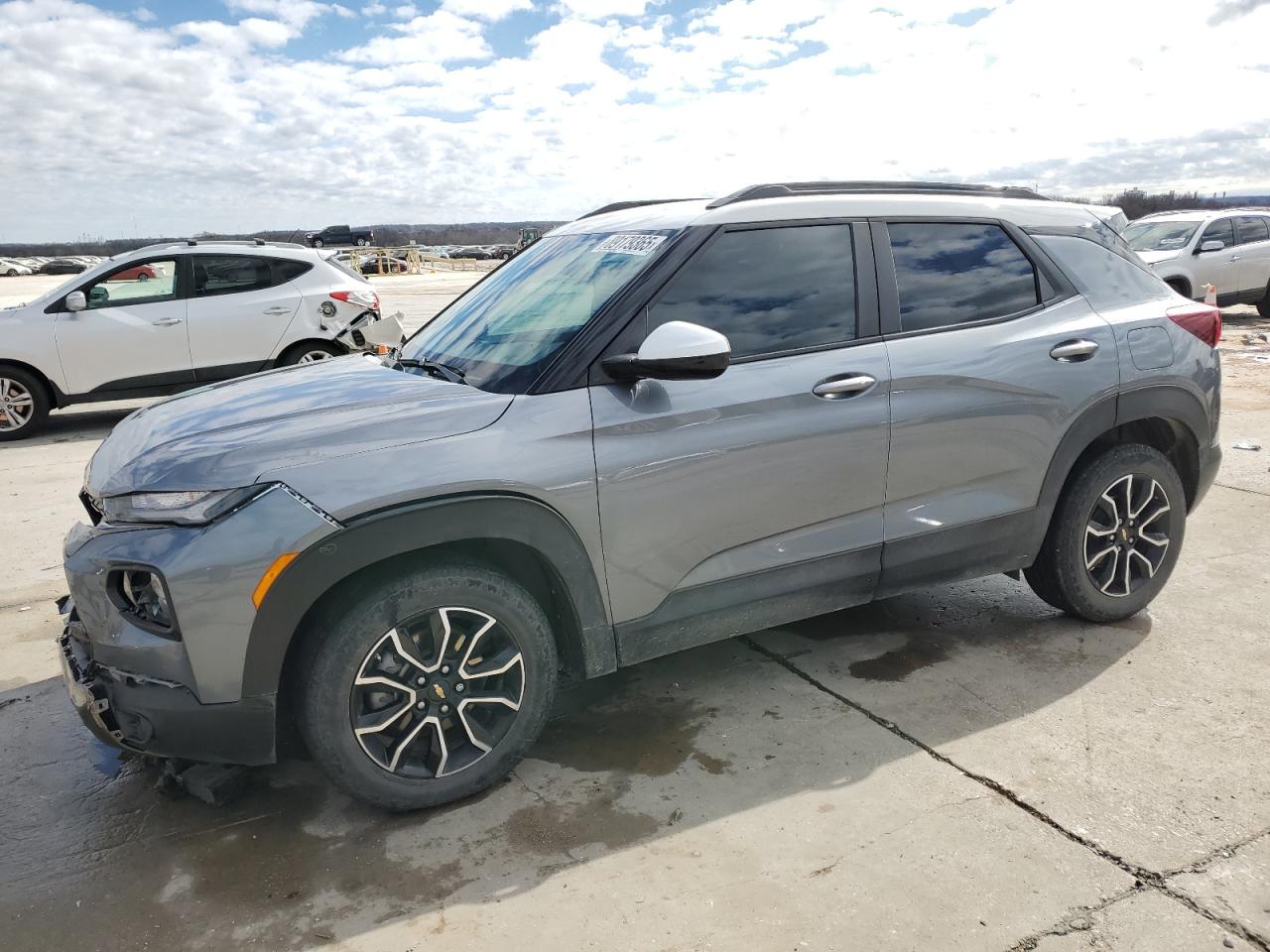 2022 Chevrolet TrailBlazer - Image 1