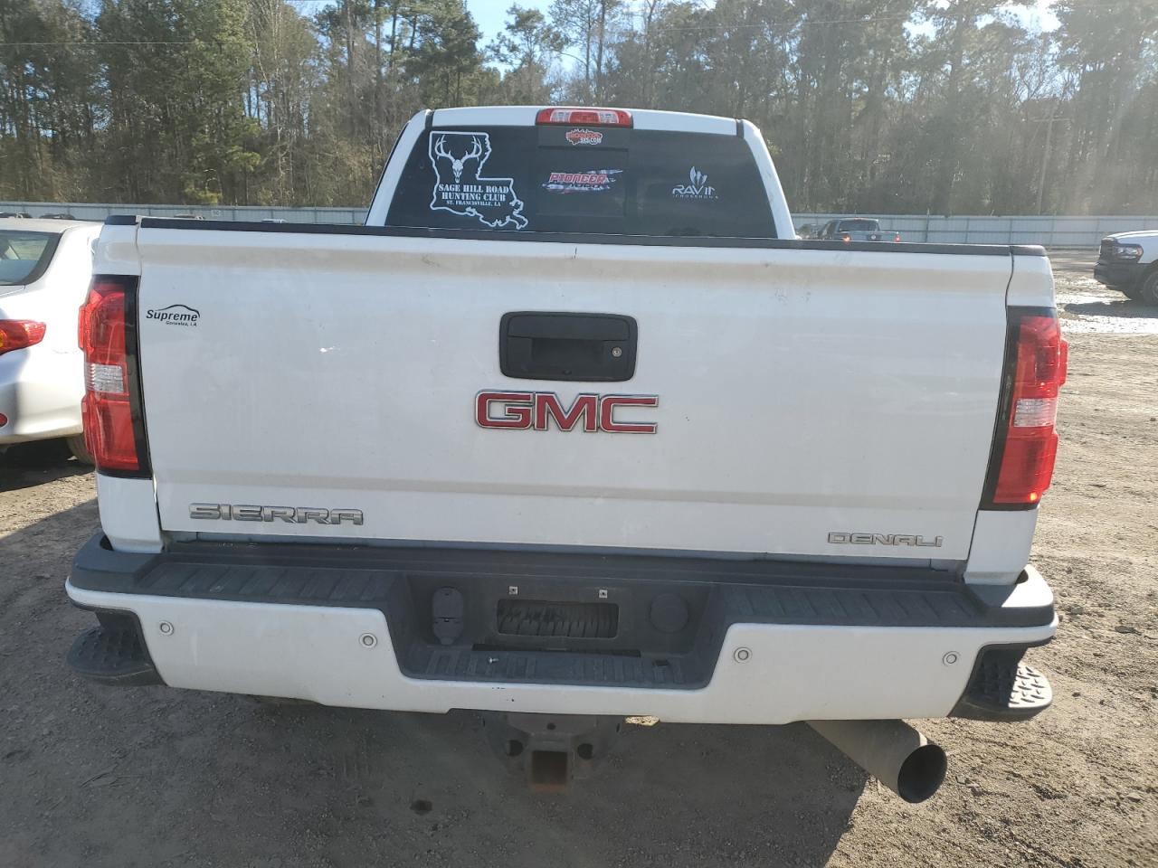 2017 GMC Sierra - Image 6