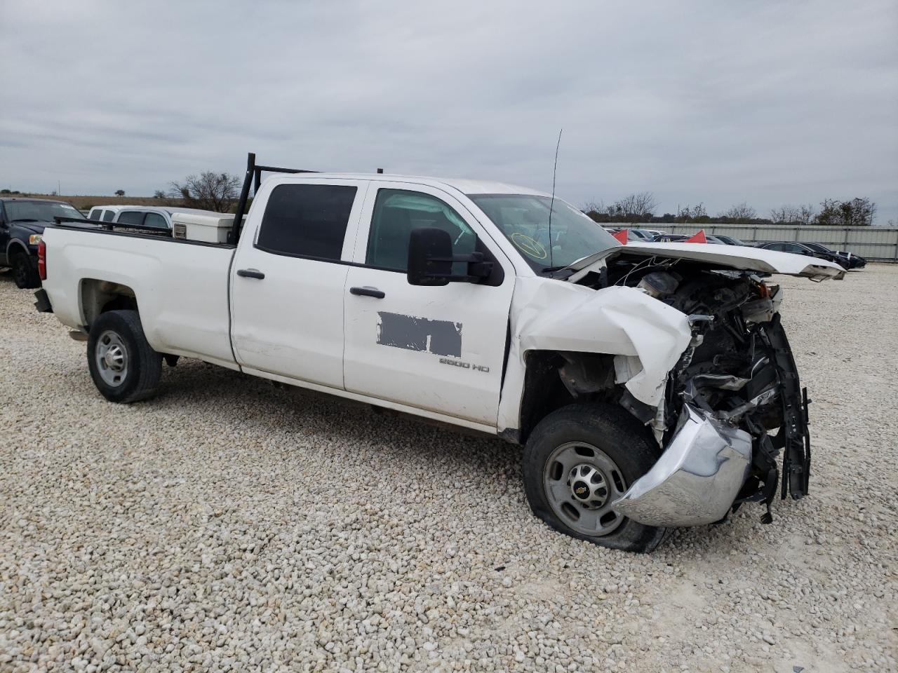 2015 Chevrolet Silverado - Image 4