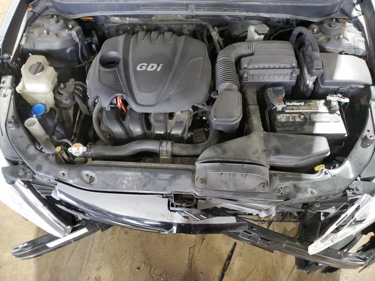 2014 Hyundai Sonata - Image 11