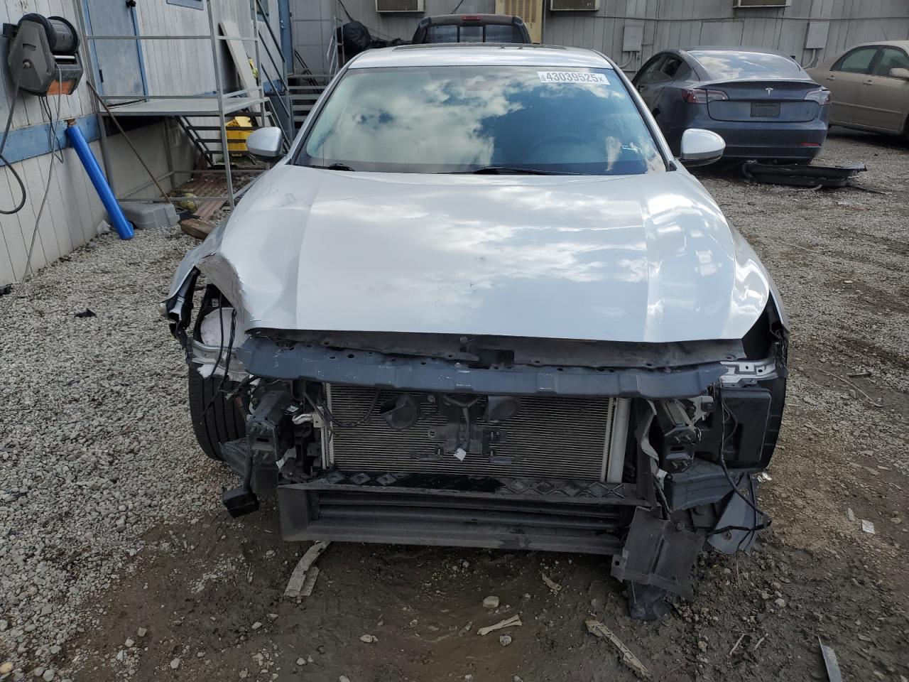 2019 Nissan Altima - Image 5