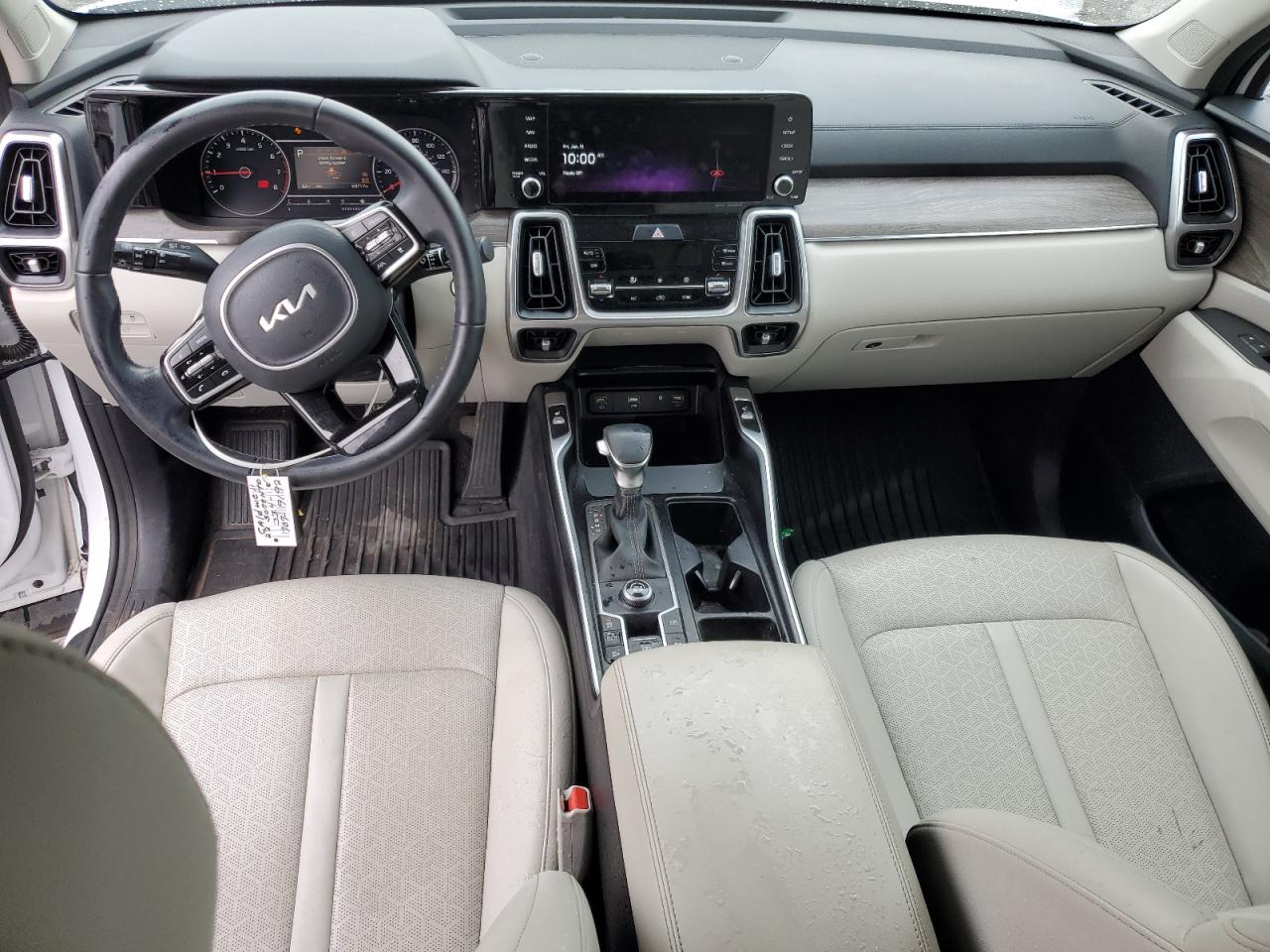 2022 Kia Sorento - Image 8