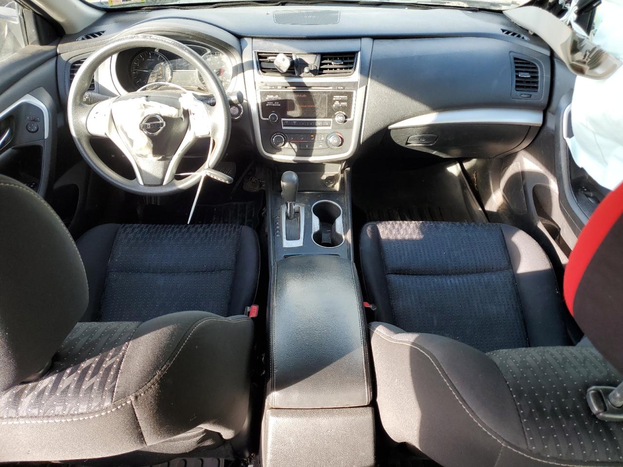 2017 Nissan Altima - Image 8