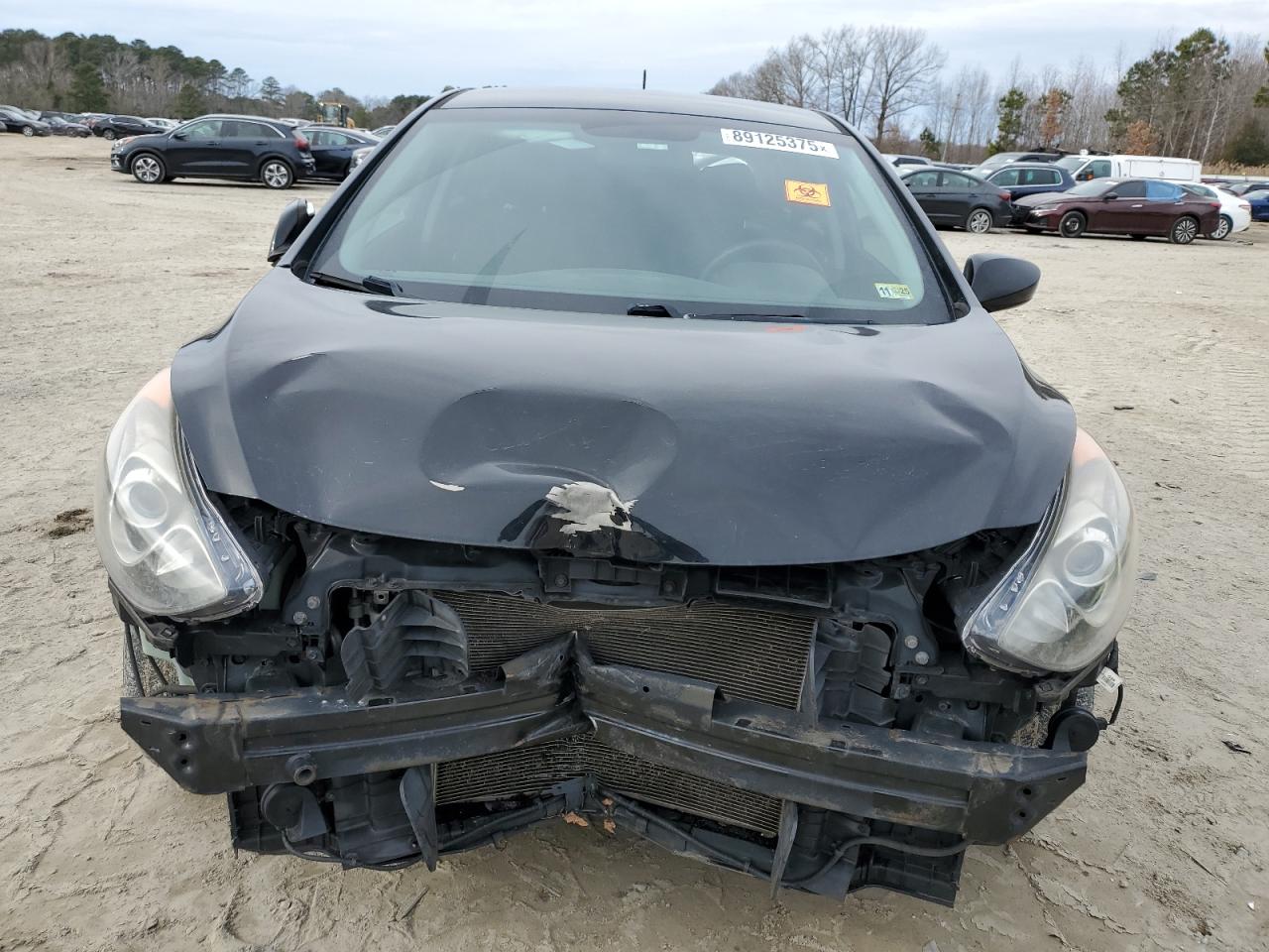 2016 Hyundai Elantra - Image 5