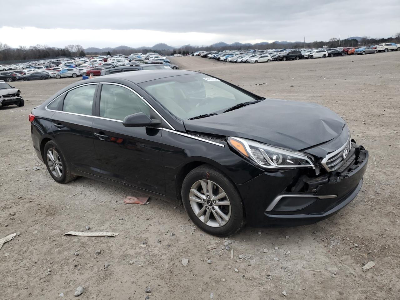 2017 Hyundai Sonata - Image 4