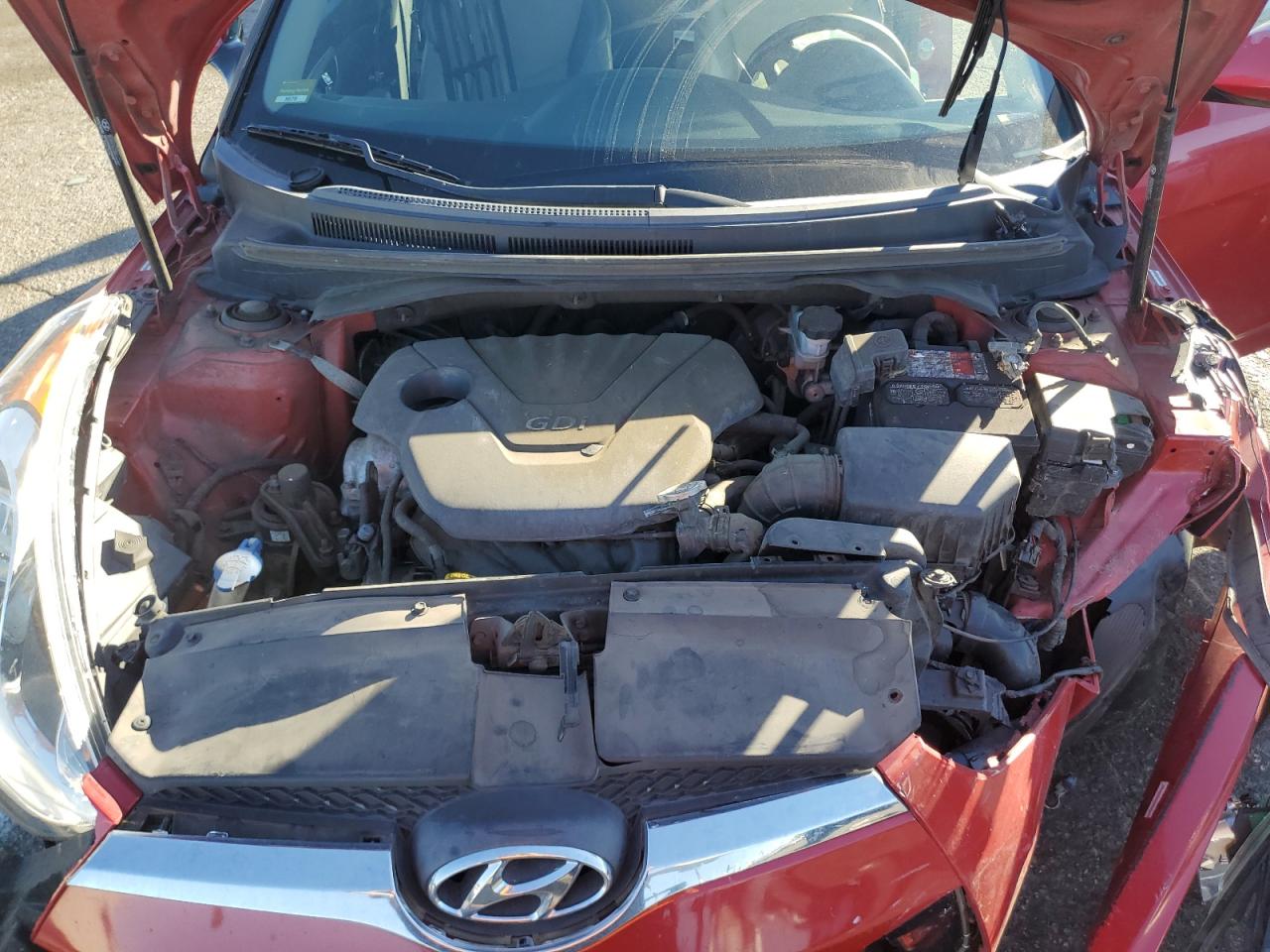 2014 Hyundai Veloster - Image 12